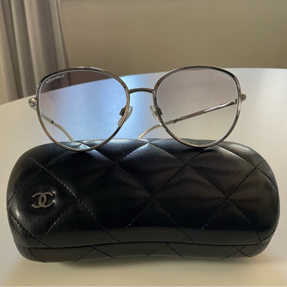 Chanel Wire Rimmed Sunglasses Silver Gradient Lenses Great Condition! - Picture 2 of 6